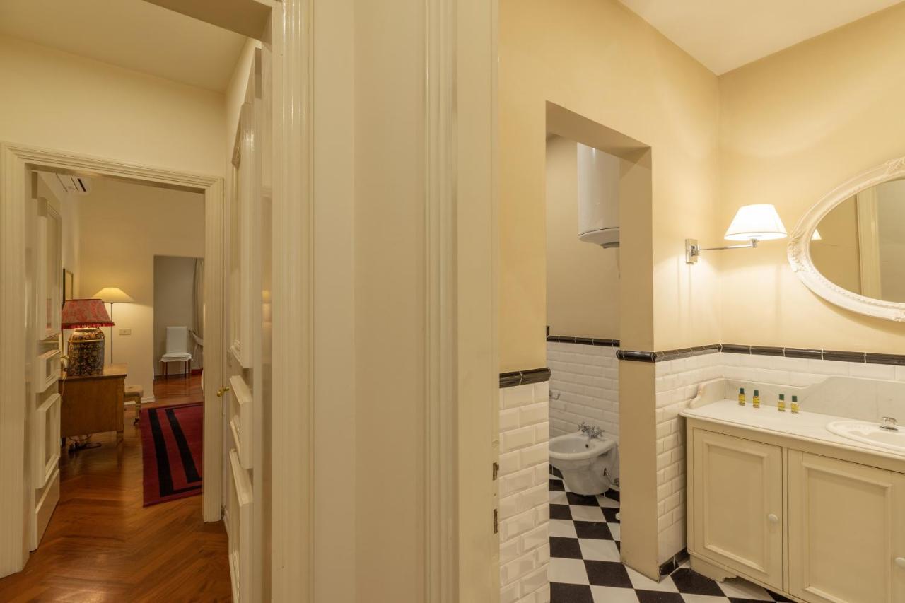 Velluto Elegant Apartment Near The Duomo Флоренция Экстерьер фото