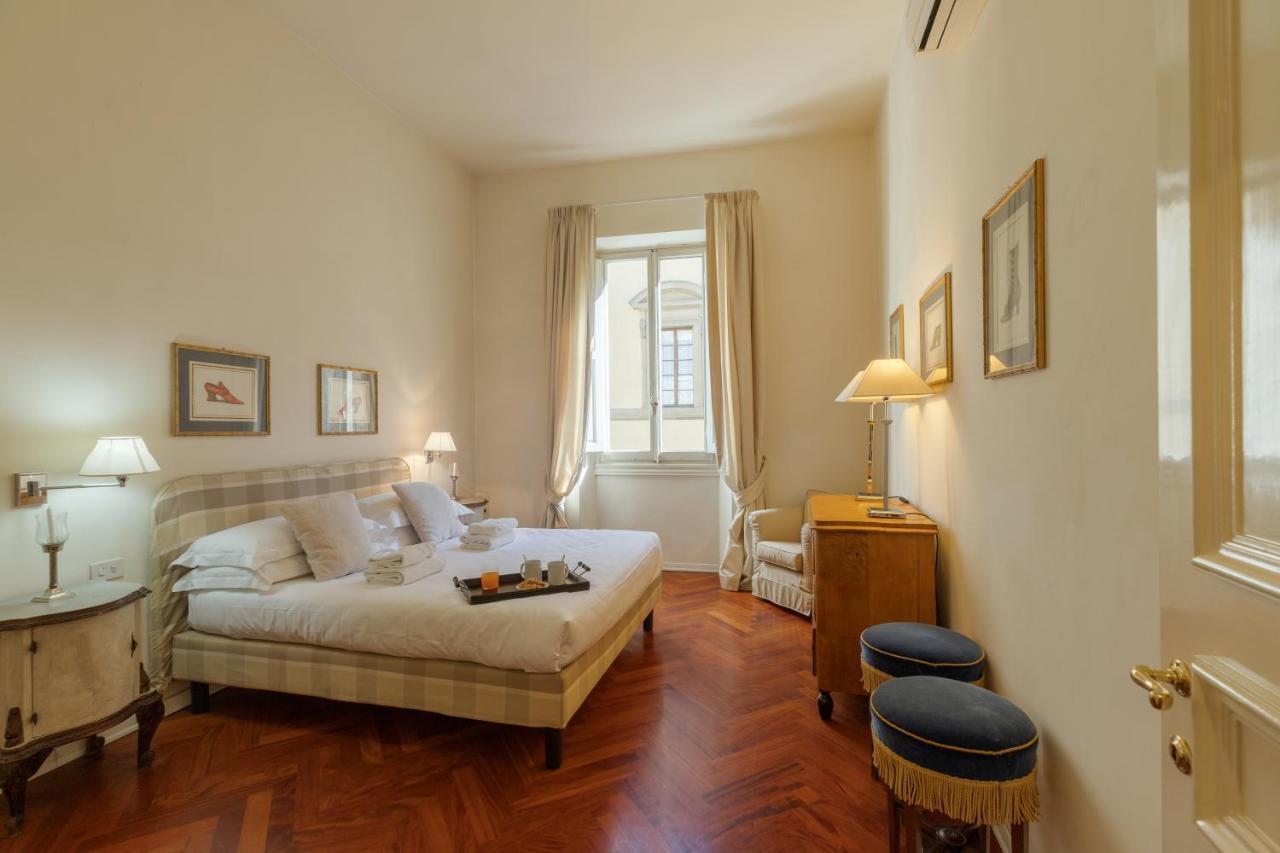 Velluto Elegant Apartment Near The Duomo Флоренция Экстерьер фото